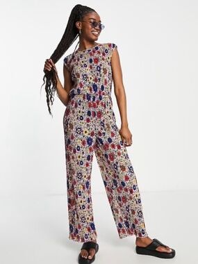 ASOS Monki coquette minimalist sleeveless plisse jumpsuit in retro floral M